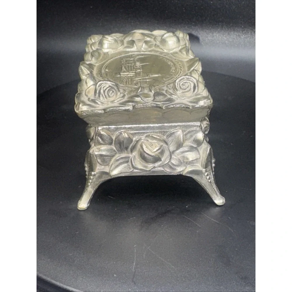 The Unbranded Brand this ornate